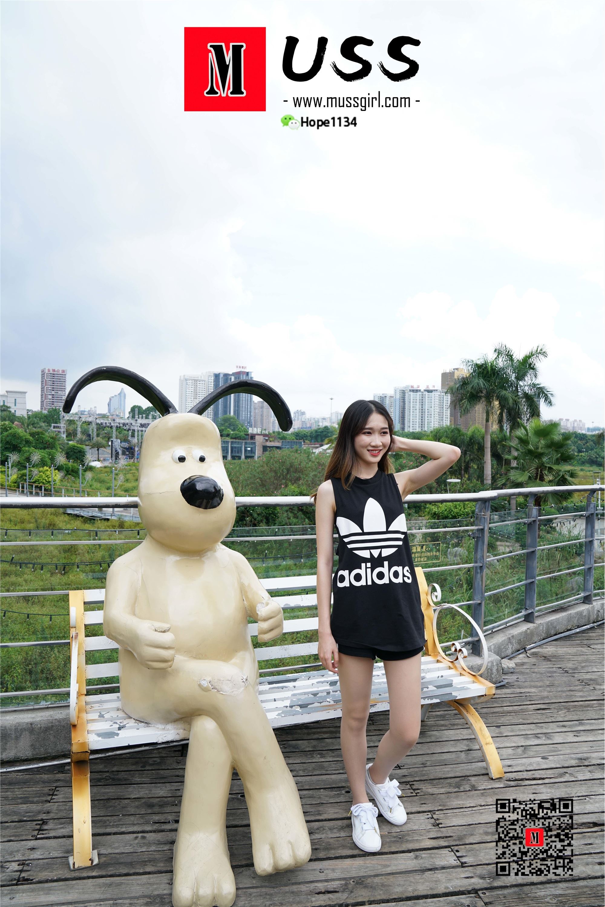 MussGirl慕丝女郎  NO.009 开心少女腿腿